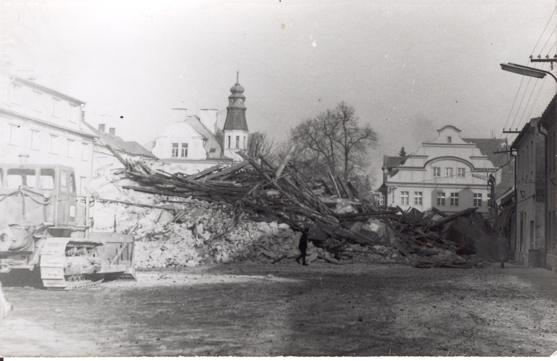 Demolice kostela 1973